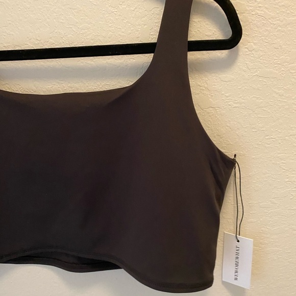 We Wore What Straight Neck Crop In Chocolate Black Top Size XL NEW - Picture 5 of 10